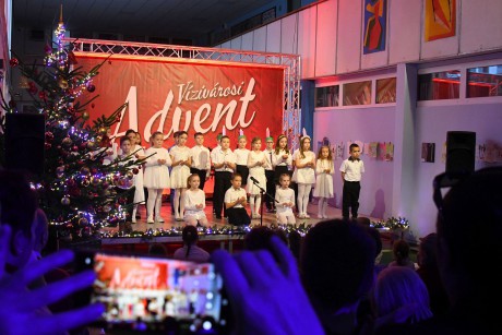 Adventi készülődés a Vízivárosban – Szombaton vár mindenkit a Vízivárosi Advent